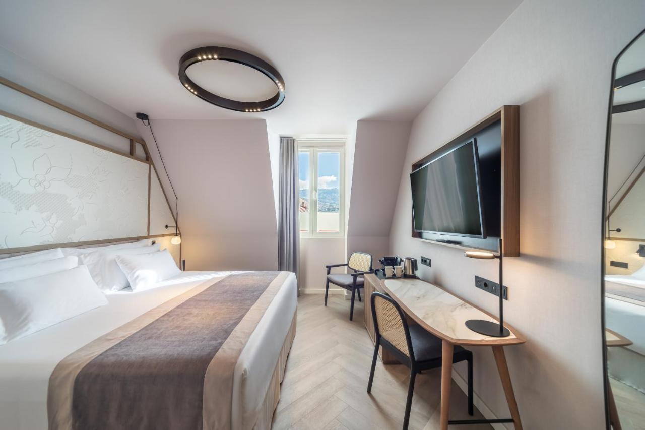 Отель Barcelo Funchal Oldtown Экстерьер фото Deluxe room