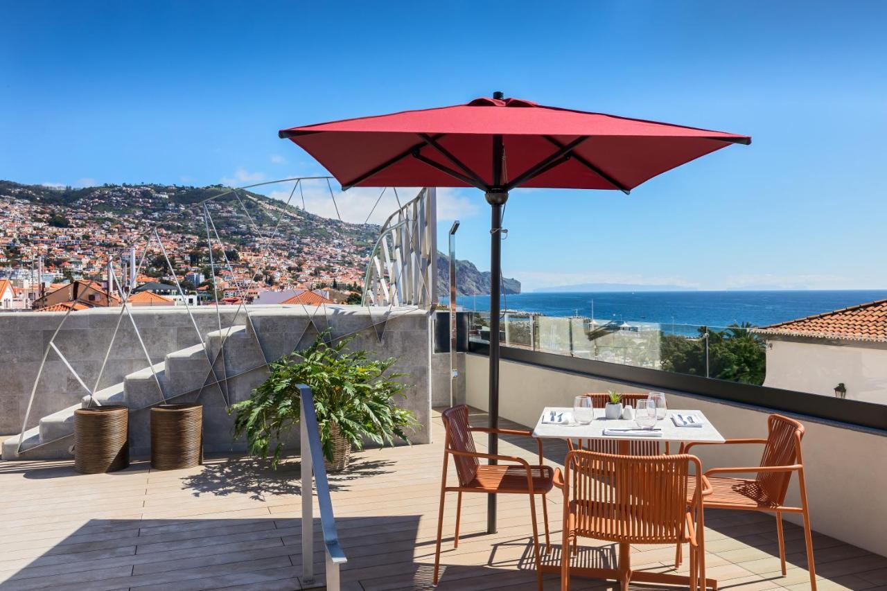 Отель Barcelo Funchal Oldtown Экстерьер фото The Terrace at the Hotel