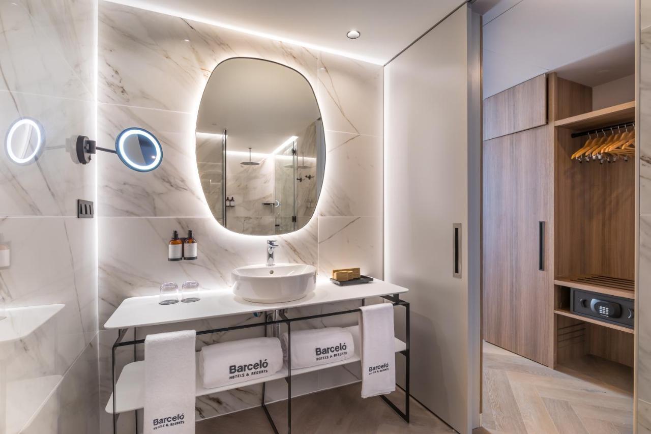 Отель Barcelo Funchal Oldtown Экстерьер фото Bathroom