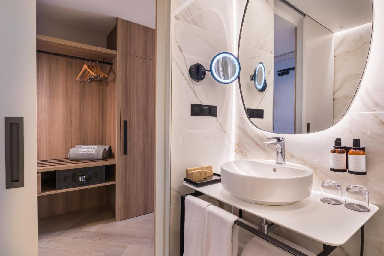 Отель Barcelo Funchal Oldtown Экстерьер фото Bathroom